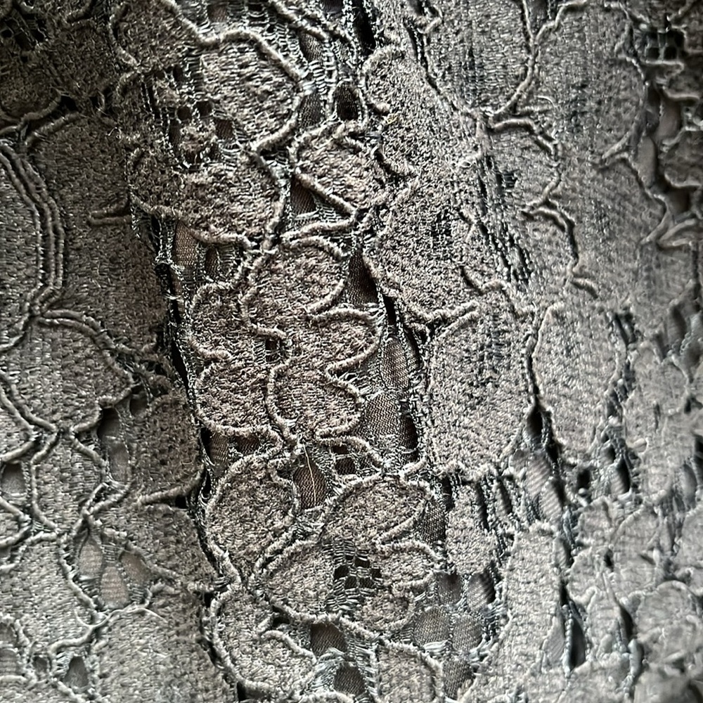 Bebe Black embroidered lace Jumpsuit w/cap sleeves pockets zip & tie Size 8 - Picture 13 of 14